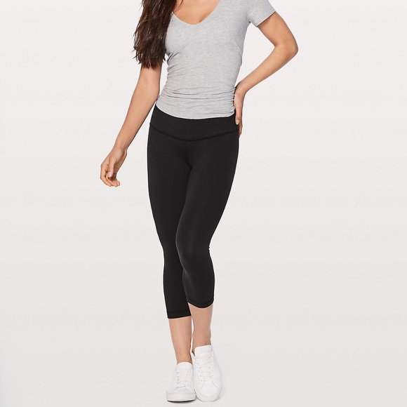 lululemon athletica Pants - Lululemon Crops